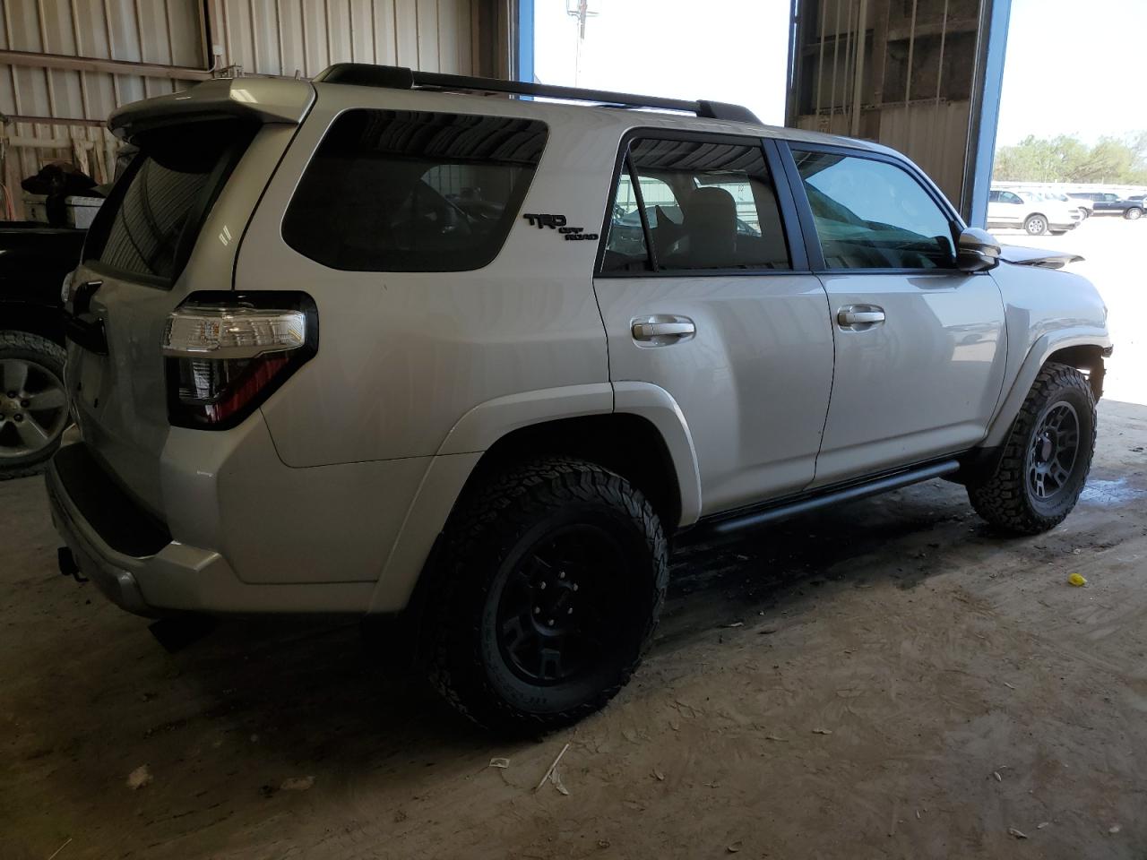 2023 TOYOTA 4RUNNER SE VIN:JTERU5JR5P6138383