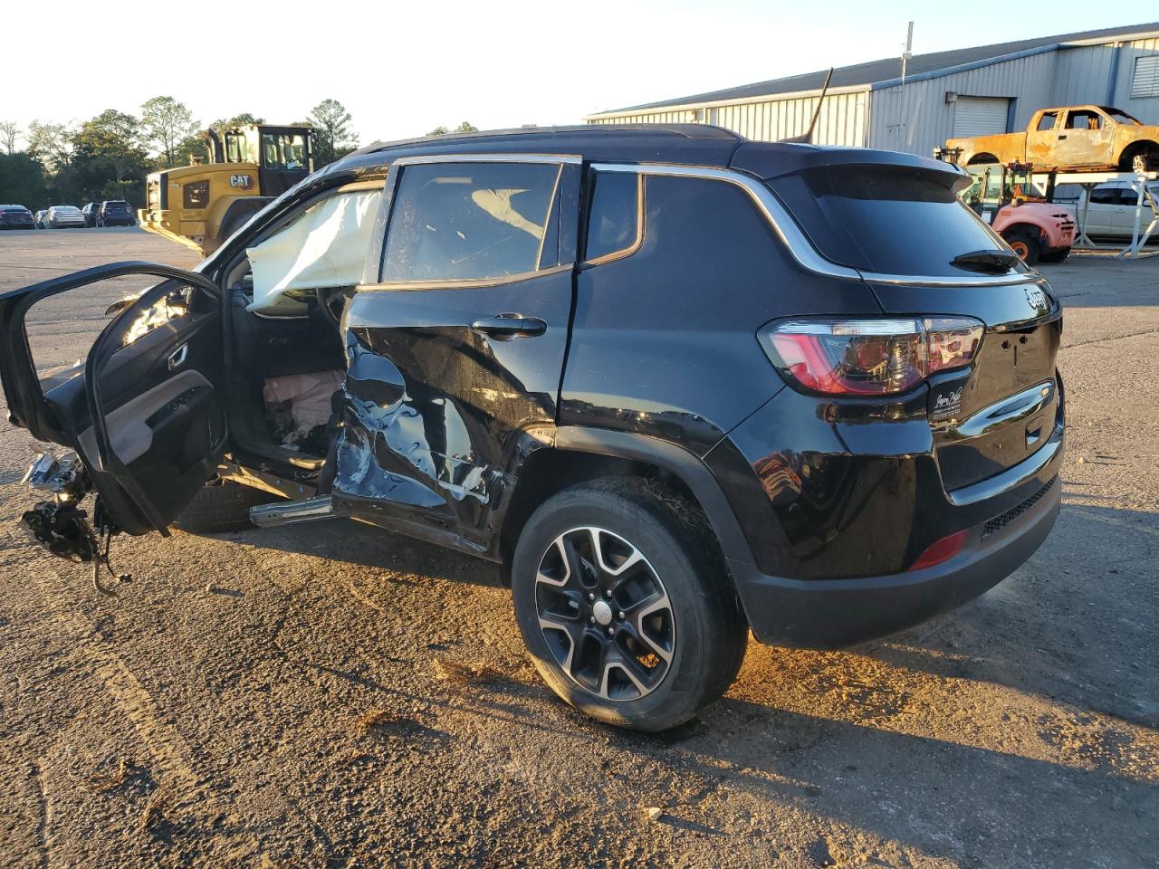 2022 JEEP COMPASS LATITUDE VIN:3C4NJCBB4NT113575