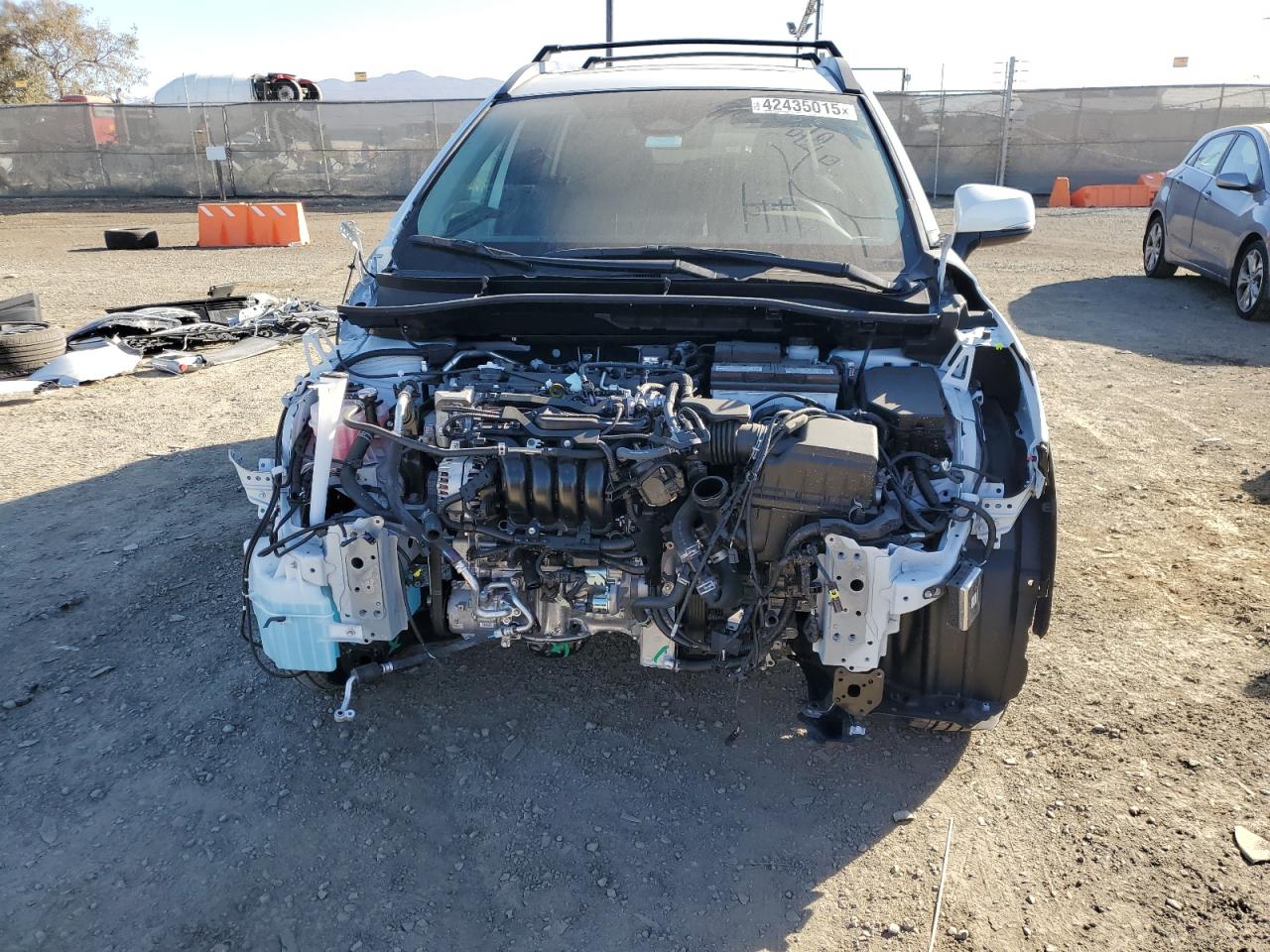 2024 TOYOTA COROLLA CROSS XLE VIN:7MUDAAAGXRV084960