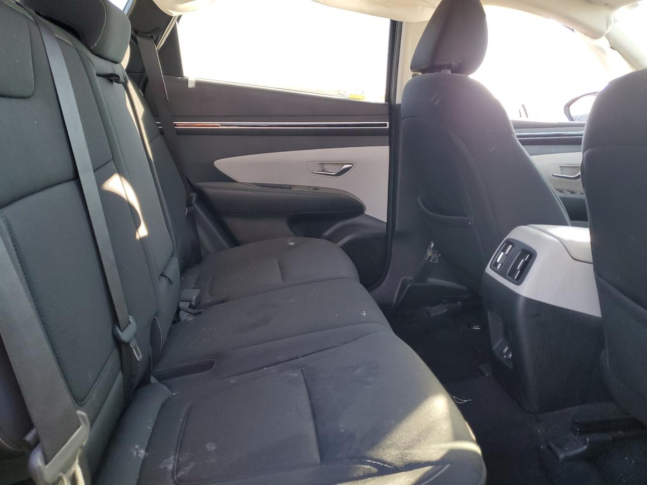 2022 HYUNDAI TUCSON SEL VIN:5NMJB3AE8NH119318