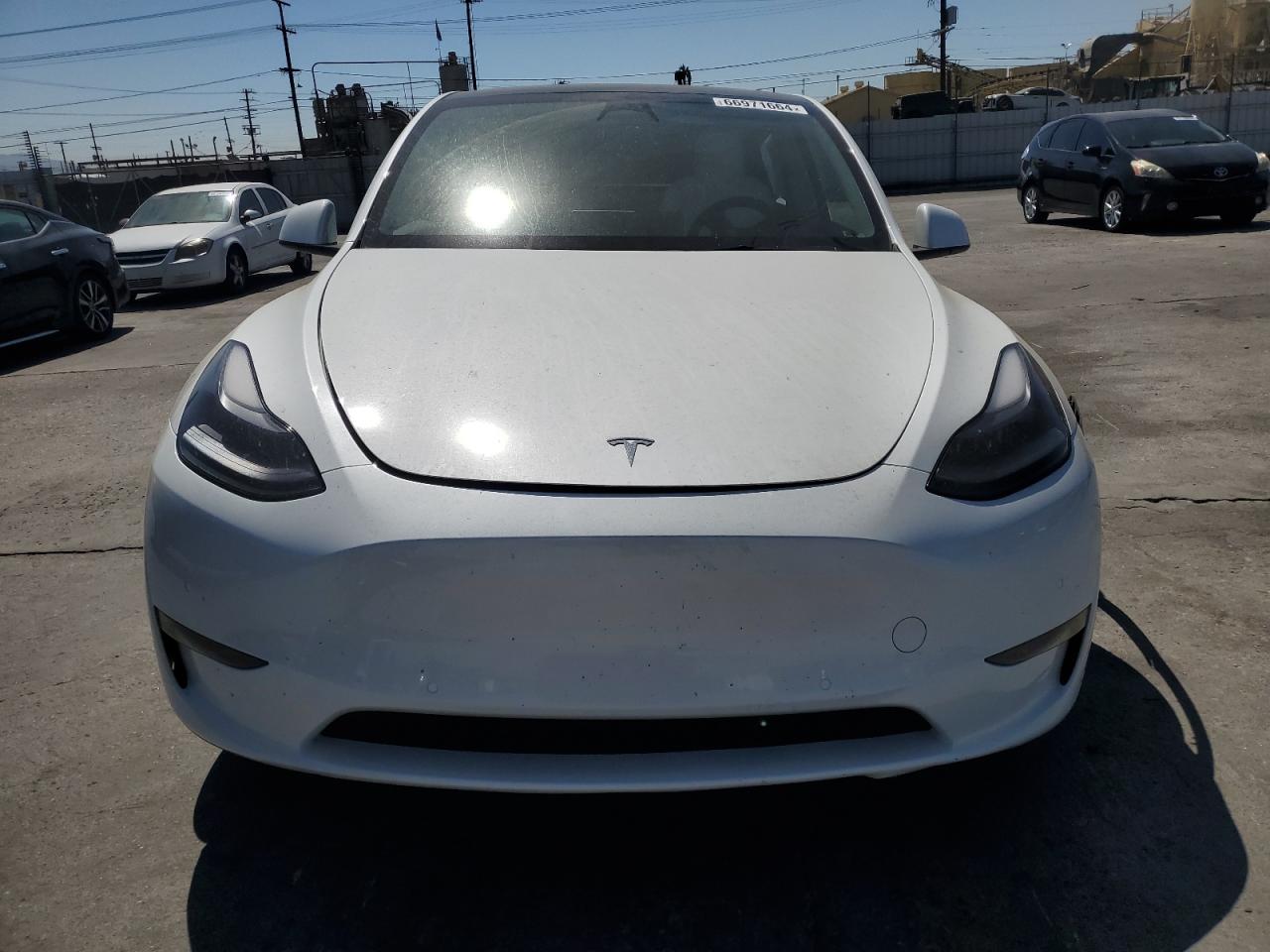 2022 TESLA MODEL Y  VIN:7SAYGAEE8NF559042