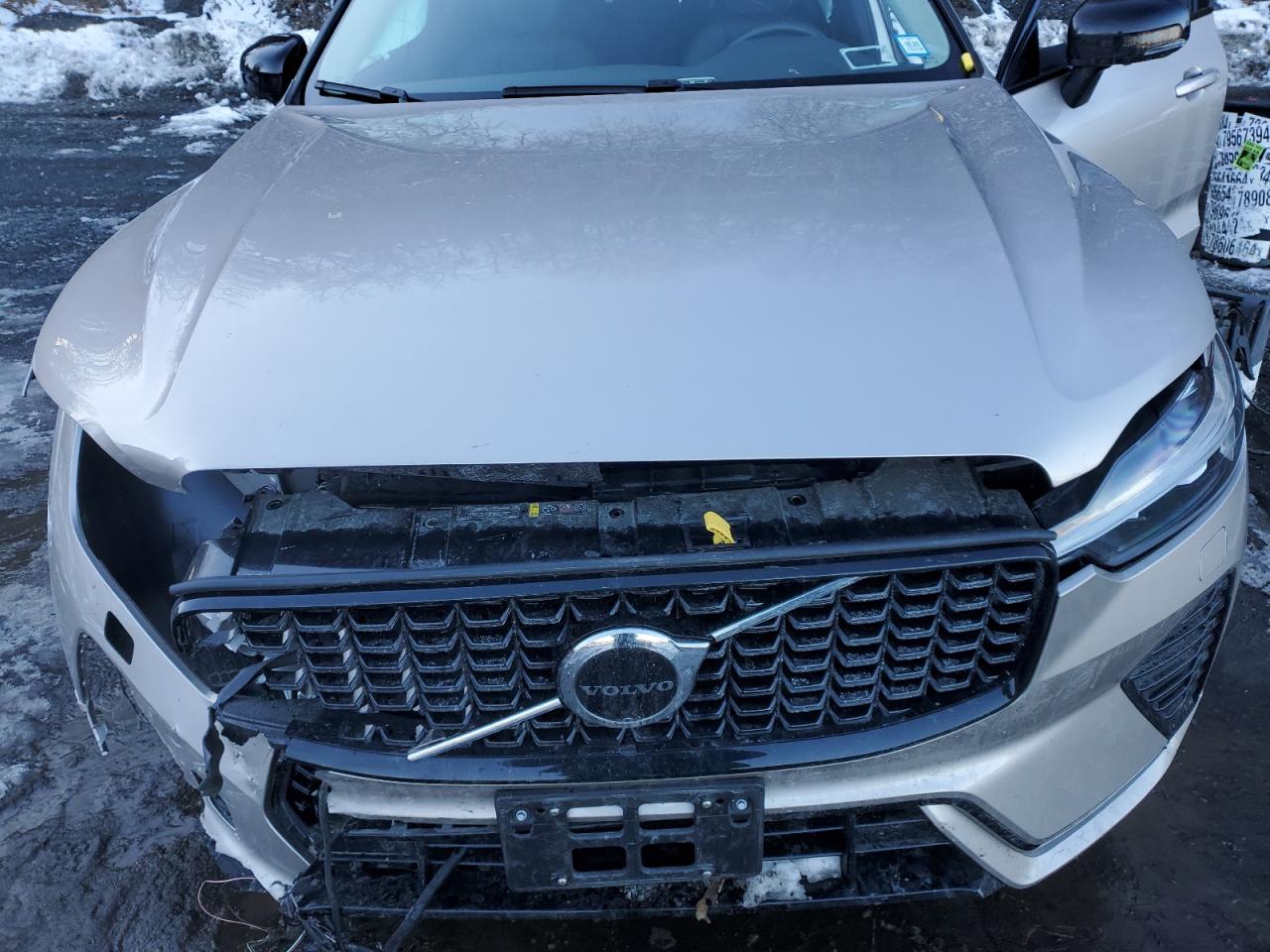 2024 VOLVO XC60 PLUS VIN:YV4L12RL6R1731264