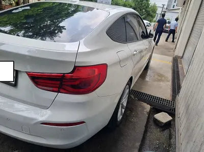 2018 BMW 320 WBA8T3108JGA84524 VIN:WBA8T3108JGA84524