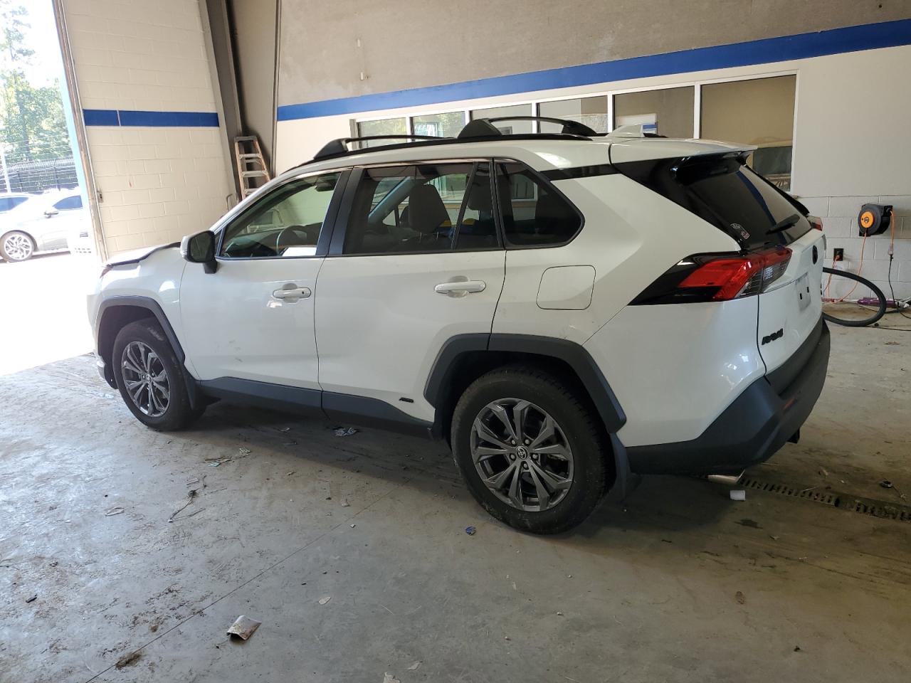 2022 TOYOTA RAV4 XLE PREMIUM VIN:JTMB6RFV5ND518801