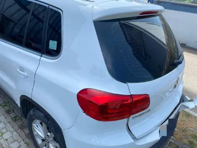 2015 Volkswagen Tiguan VIN: