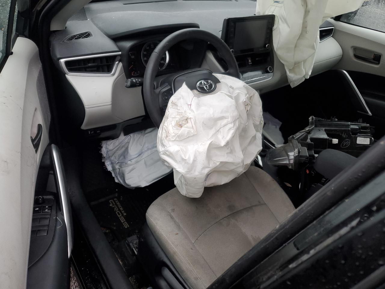 2022 TOYOTA COROLLA CROSS LE VIN:7MUCAABG3NV001745
