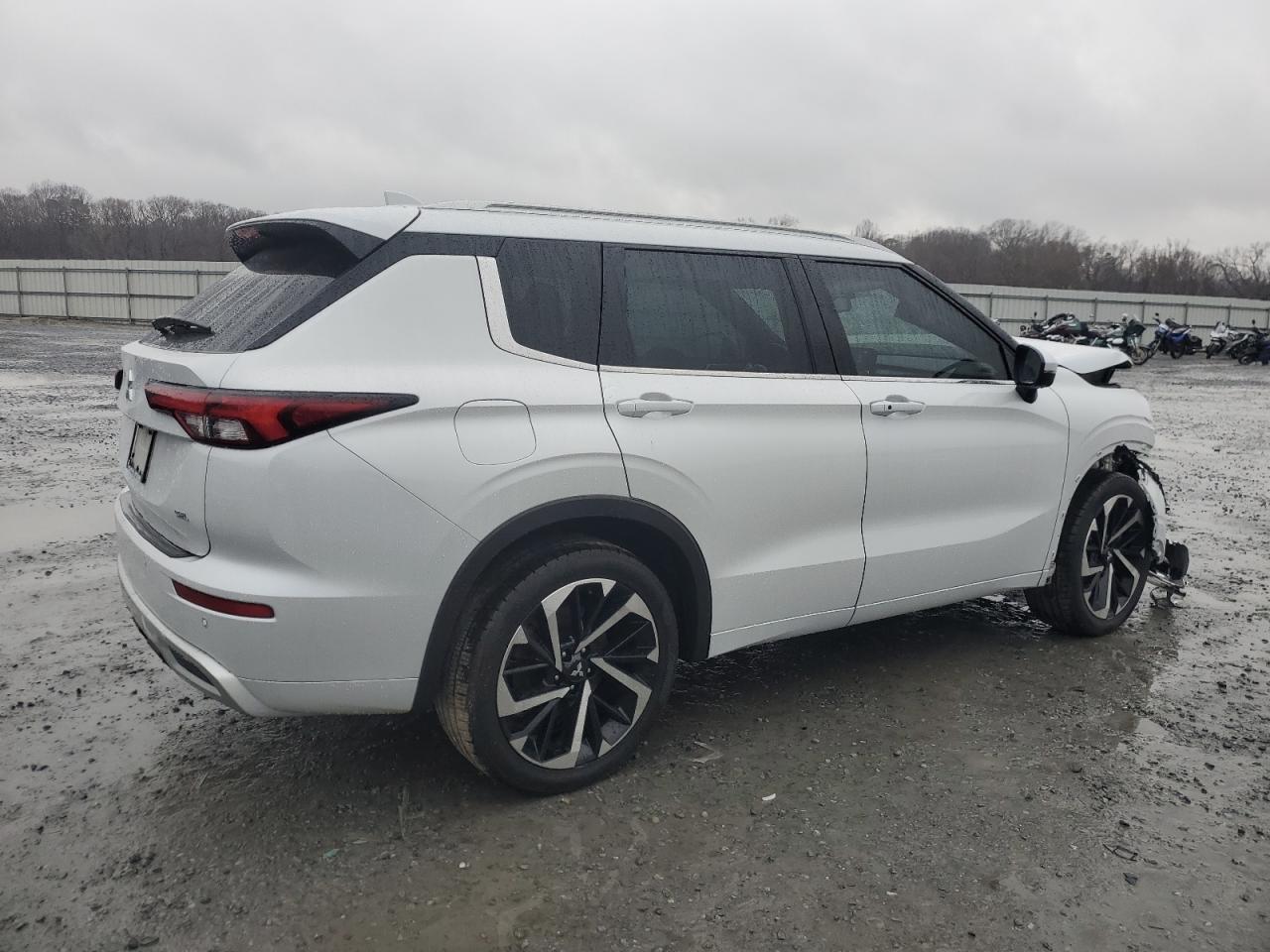2022 MITSUBISHI OUTLANDER SEL VIN:JA4J3VA81NZ084484