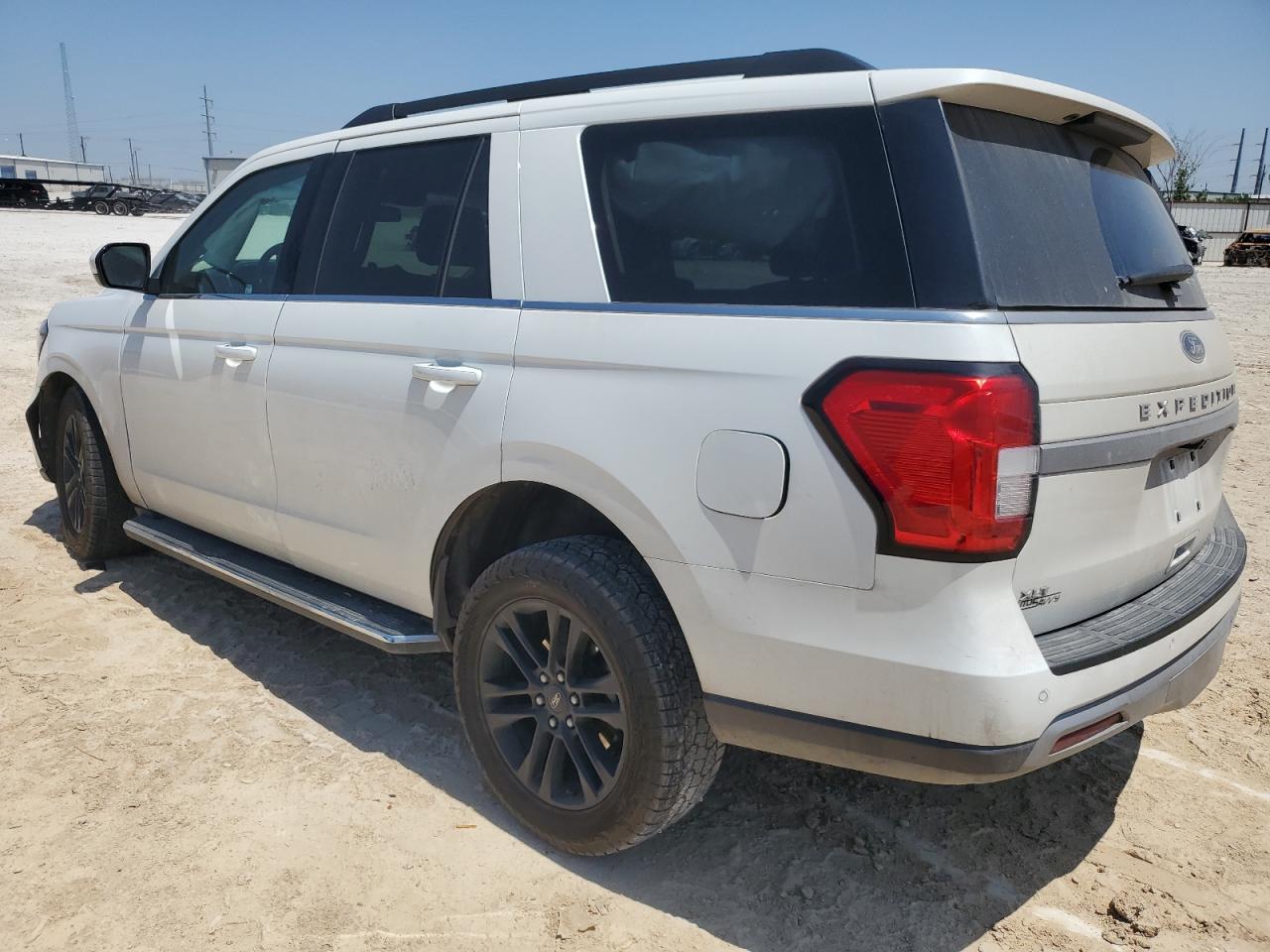 2022 FORD EXPEDITION XLT VIN:1FMJU1HT5NEA57068