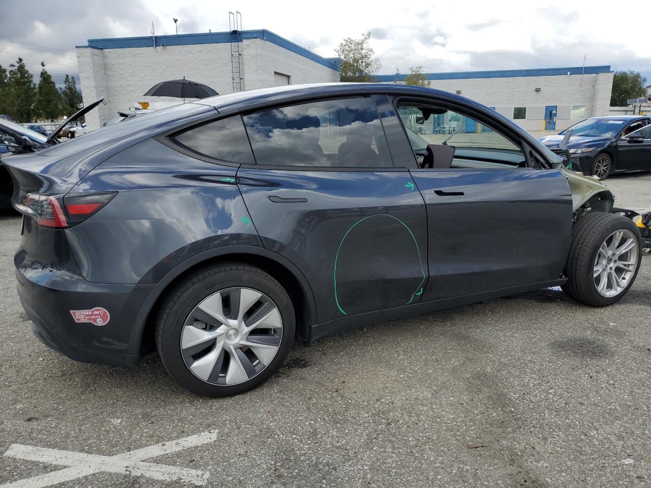 2024 TESLA MODEL Y  VIN:7SAYGDED2RF091436