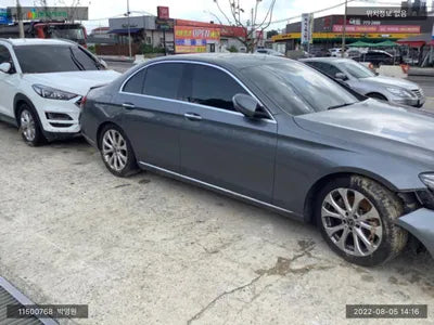 2018 Mercedes-Benz E 220 WDDZF0FB9JA468065 VIN:WDDZF0FB9JA468065