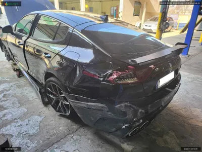 2018 Kia Stinger KNAE751CDJS025760 VIN:KNAE751CDJS025760