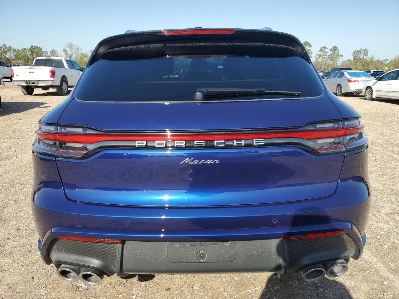 2024 PORSCHE MACAN BASE VIN:WP1AA2A50RLB15313