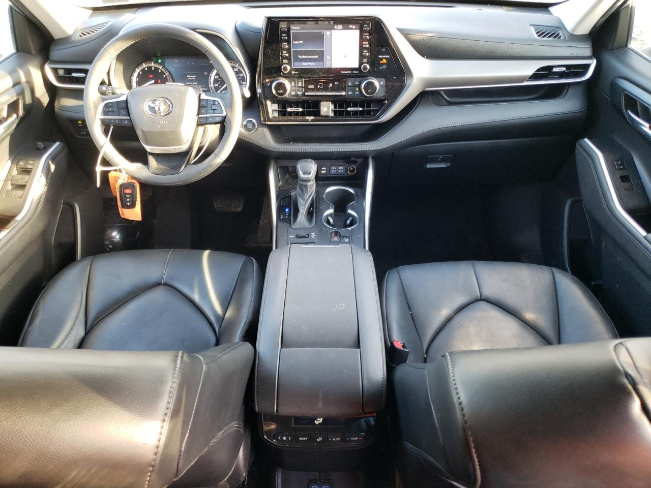 2022 TOYOTA HIGHLANDER XLE VIN:5TDHZRBH5NS181892