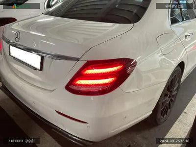 2018 Mercedes-Benz E 220 WDDZF0EBXJA415988 VIN:WDDZF0EBXJA415988