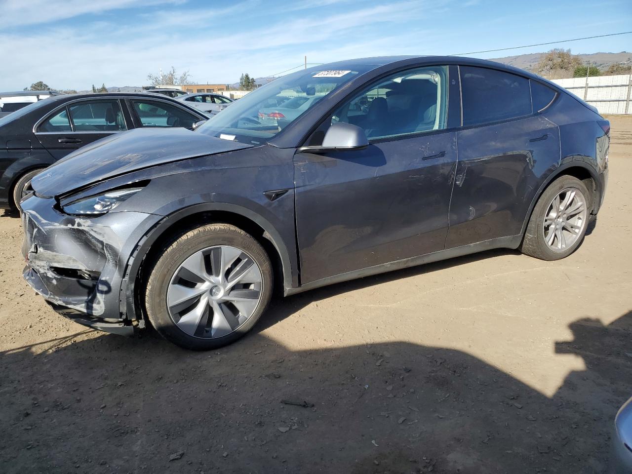 2023 TESLA MODEL Y  VIN:7SAYGDEE5PF913829