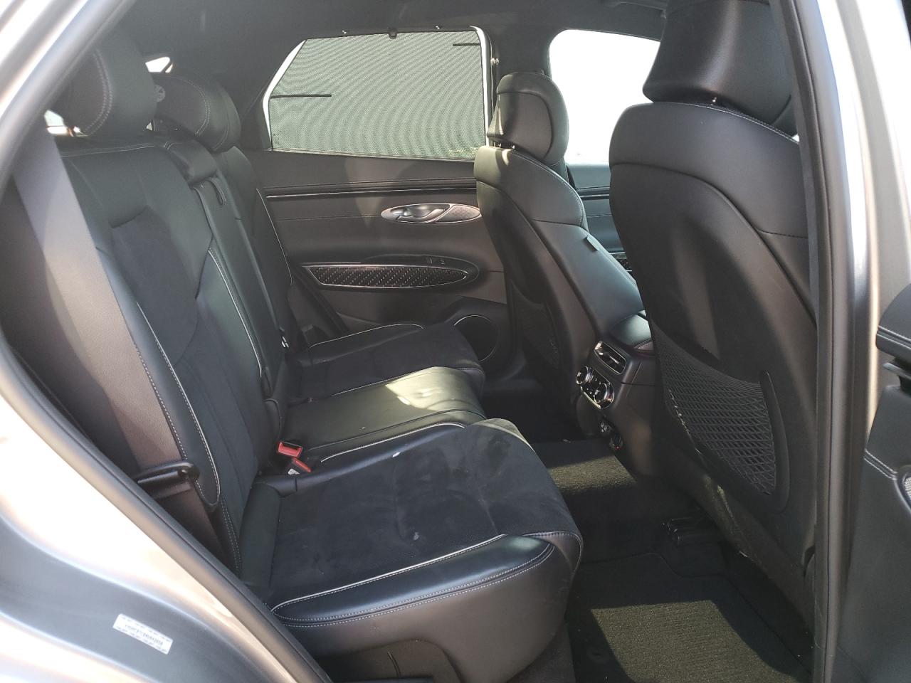 2022 GENESIS GV70 BASE VIN:KMUMCDTC6NU042658