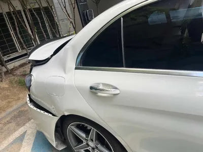 2017 Mercedes-Benz C 200 WDDWF4CB8HF483054 VIN:WDDWF4CB8HF483054