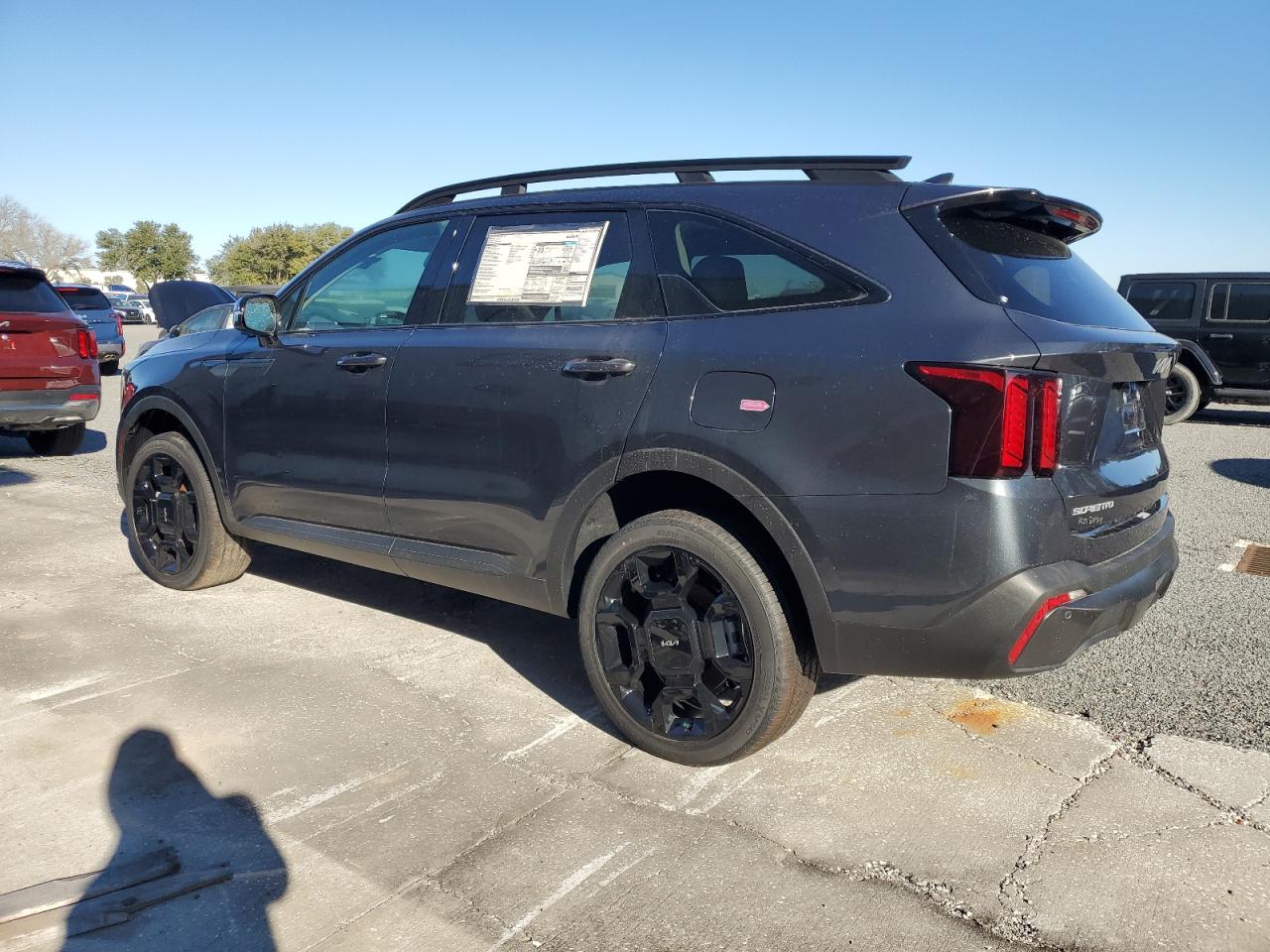 2024 KIA SORENTO EX VIN:5XYRHDJF9RG297481