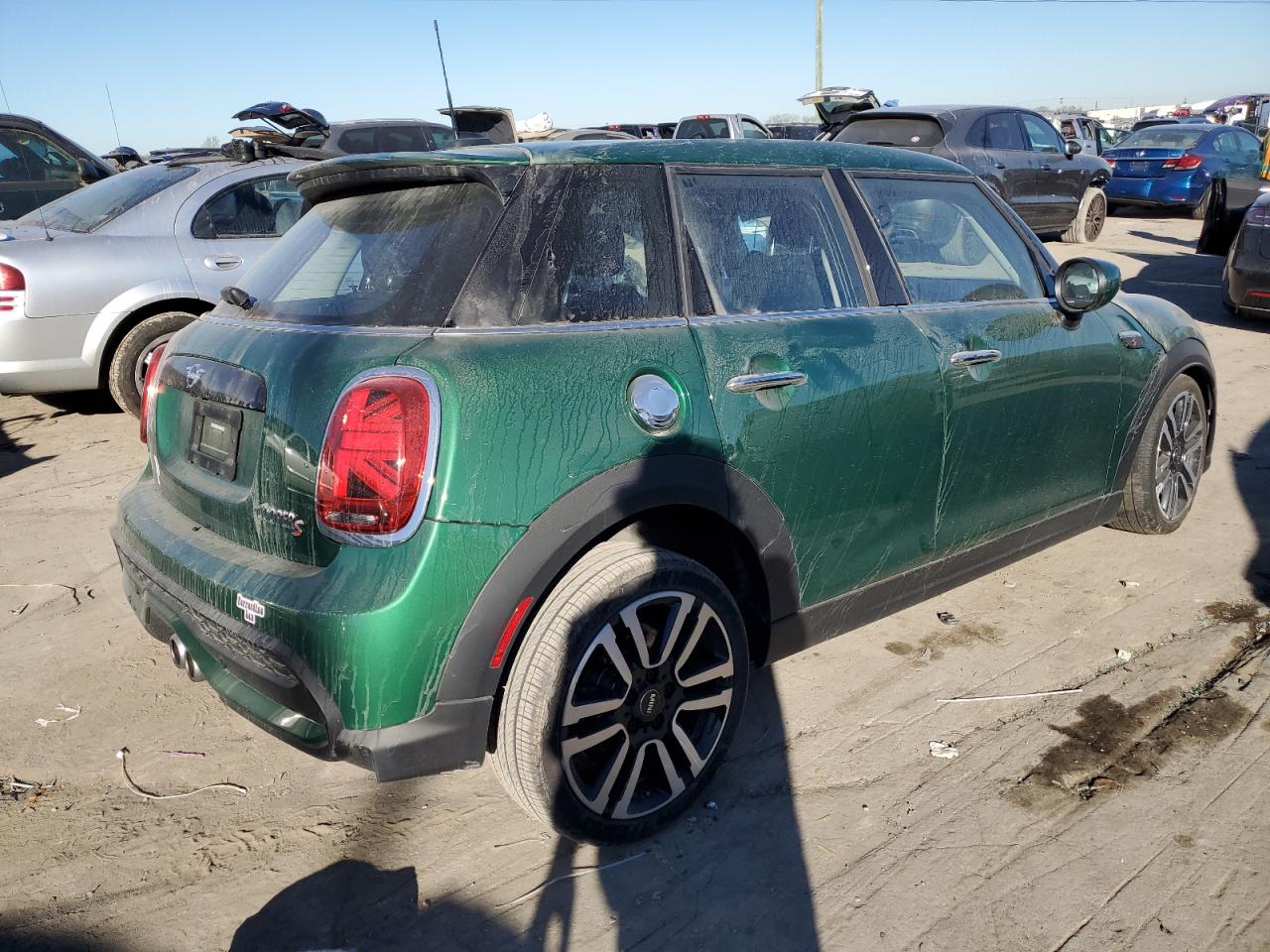 2024 MINI COOPER S VIN:WMW53DK0XR2U30294