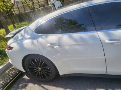2018 Porsche Panamera VIN: