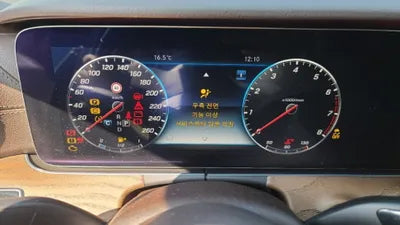 2019 Mercedes-Benz E 300 WDDZF4KB7KA585304 VIN:WDDZF4KB7KA585304