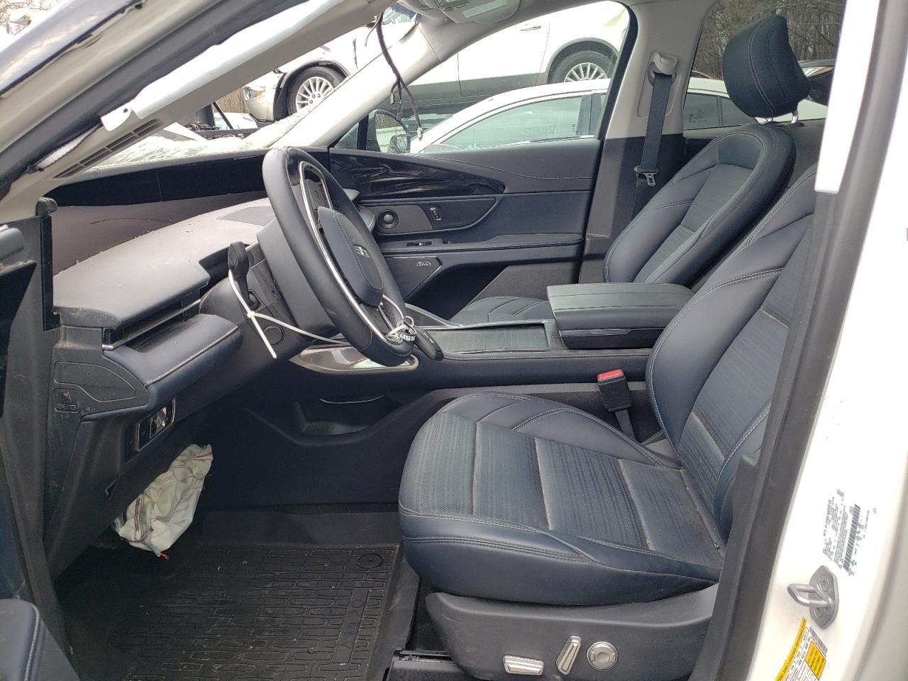 2024 LINCOLN NAUTILUS RESERVE VIN:5LMPJ8KA4RJ793559