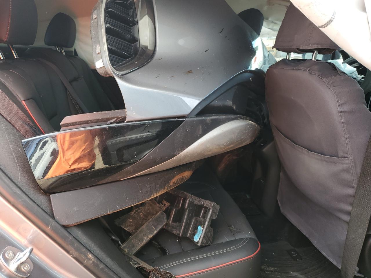 2022 BUICK ENVISION ESSENCE VIN:LRBFZNR43ND065913