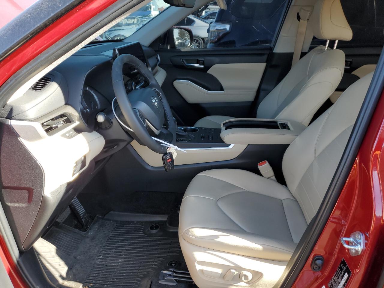 2024 TOYOTA HIGHLANDER LE VIN:5TDKDRBH5RS547134