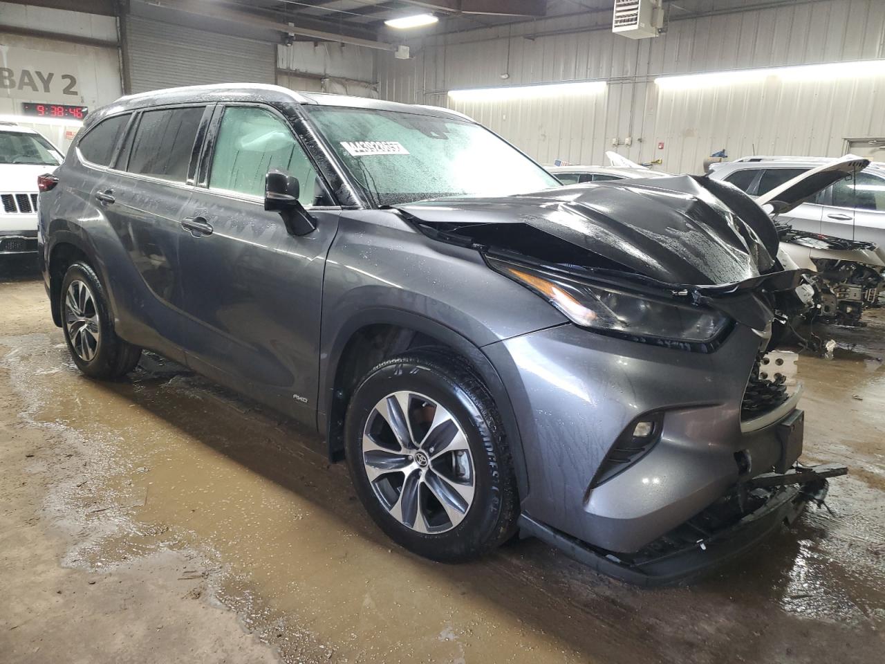 2024 TOYOTA HIGHLANDER HYBRID XLE VIN:5TDKBRCH7RS608018