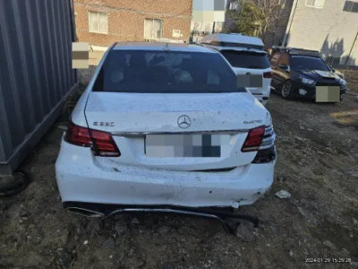 2015 Mercedes-Benz E 220 VIN: