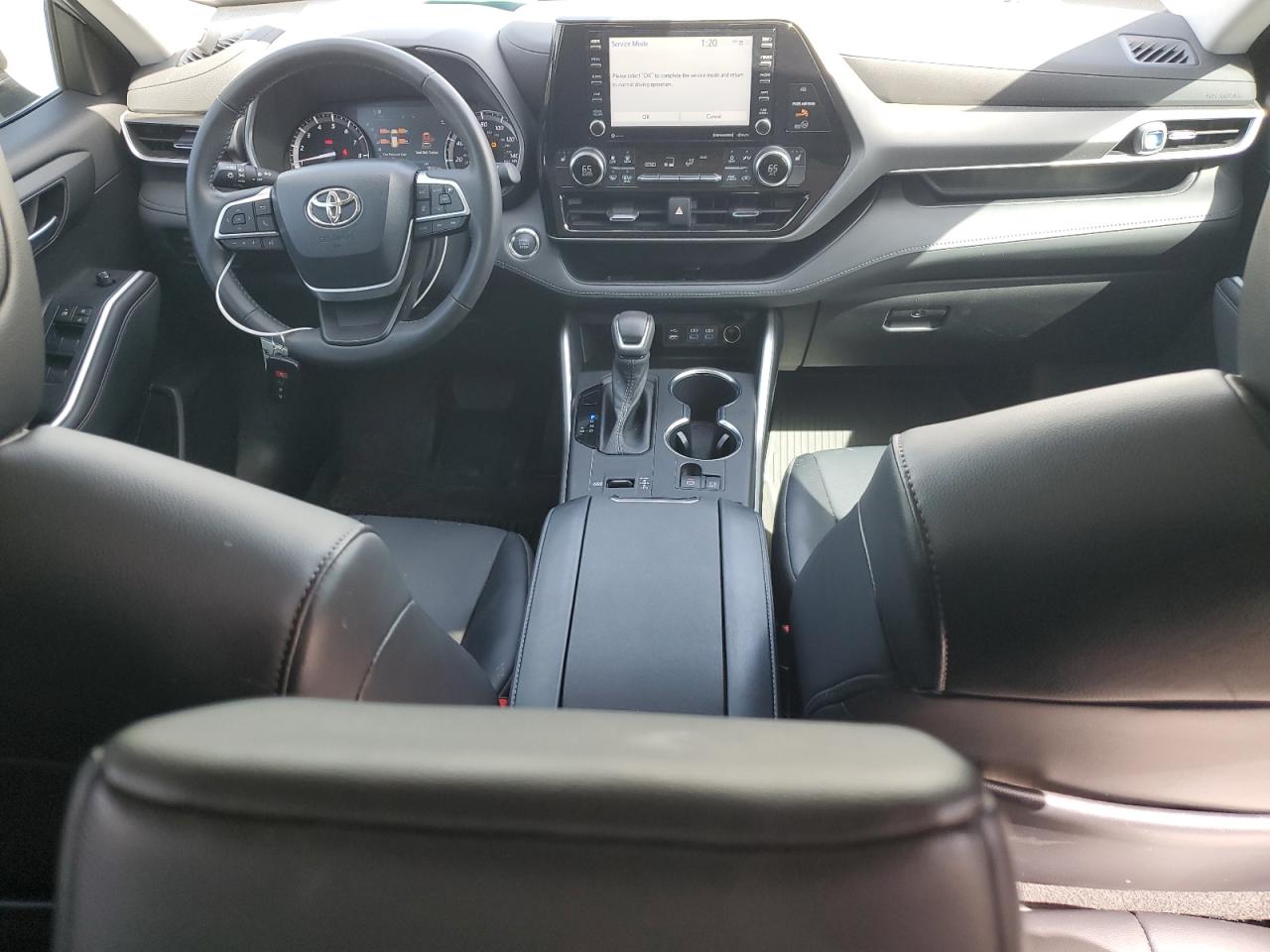2022 TOYOTA HIGHLANDER XLE VIN:5TDGZRAH5NS141177