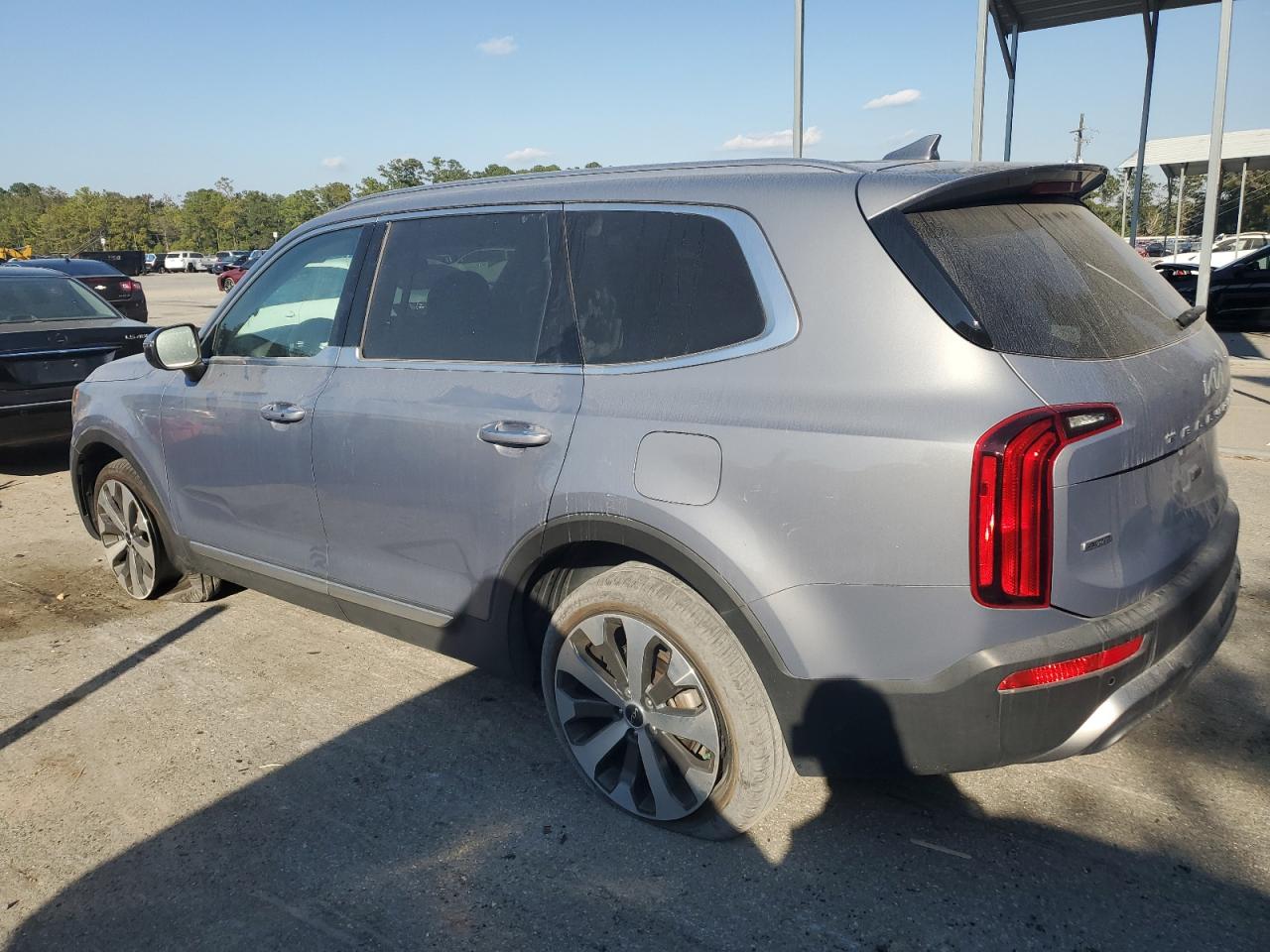 2022 KIA TELLURIDE S VIN:5XYP6DHC8NG272588