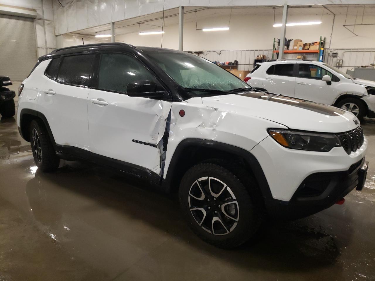 2024 JEEP COMPASS TRAILHAWK VIN:3C4NJDDN0RT143370
