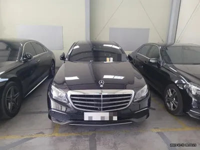 2018 Mercedes-Benz E 300 VIN: