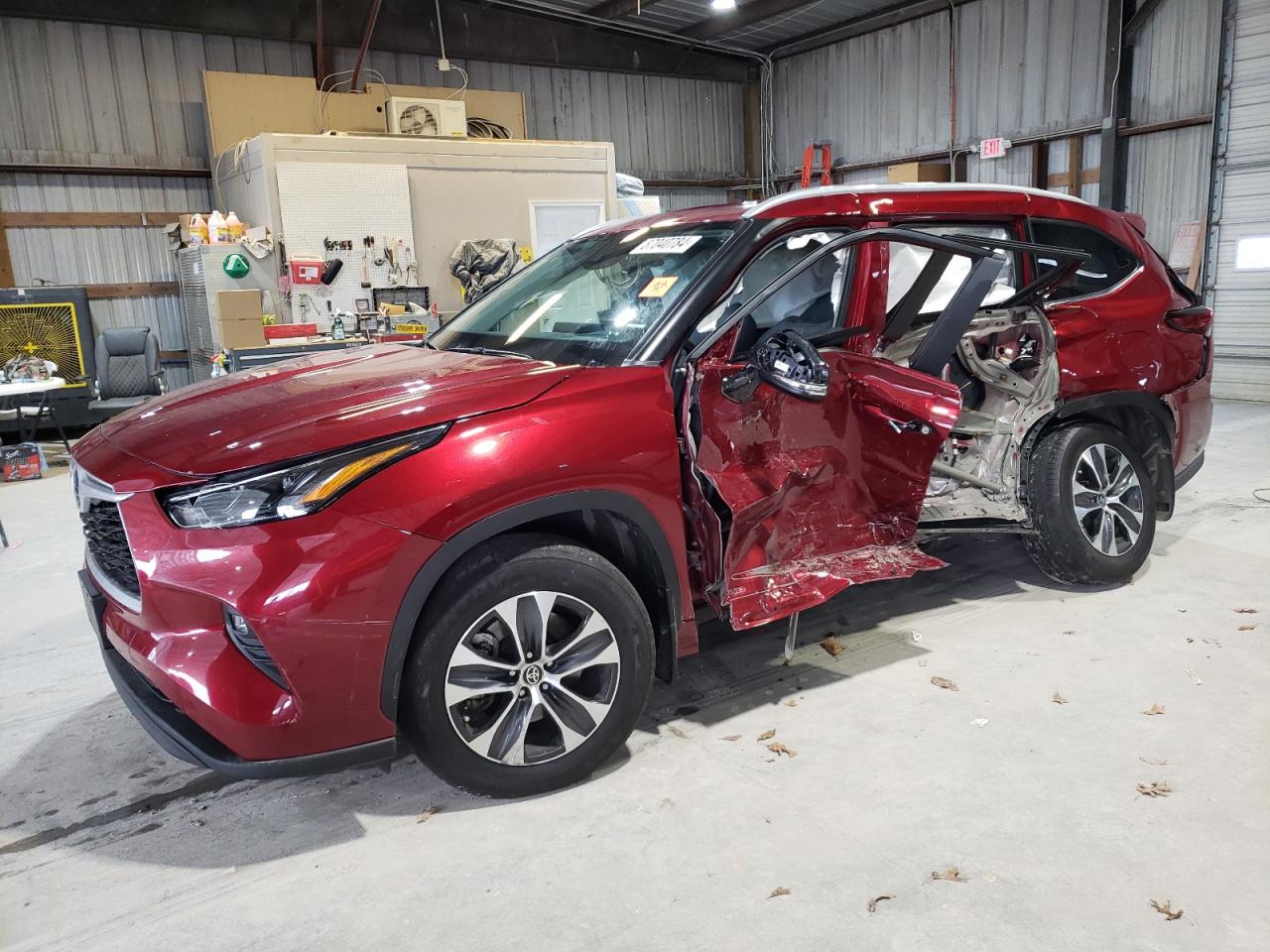 2023 TOYOTA HIGHLANDER HYBRID XLE VIN:5TDKBRCH6PS117923