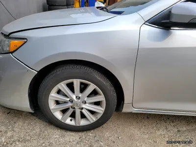 2014 Toyota Camry VIN:
