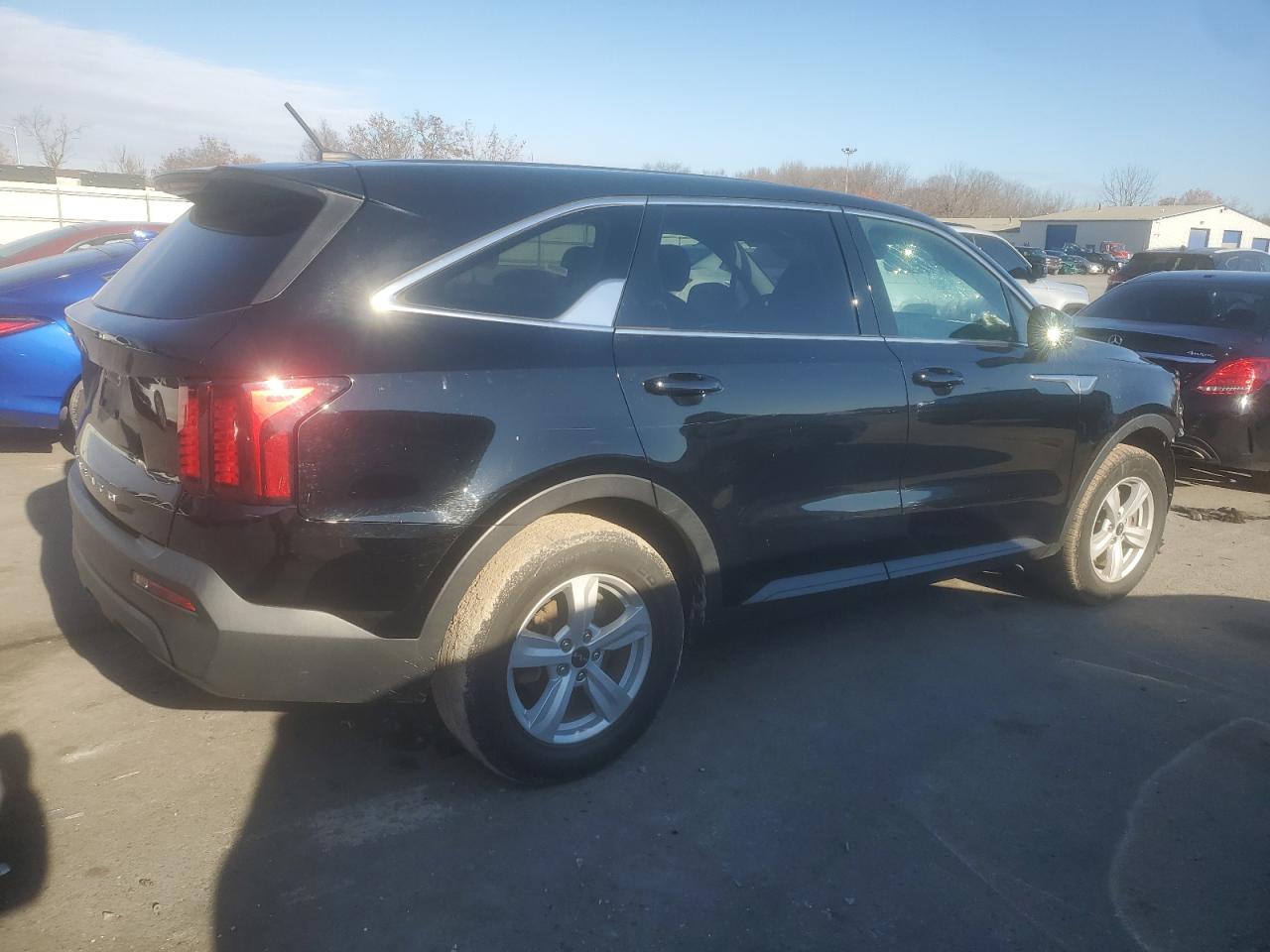 2022 KIA SORENTO LX VIN:5XYRG4LC7NG099840