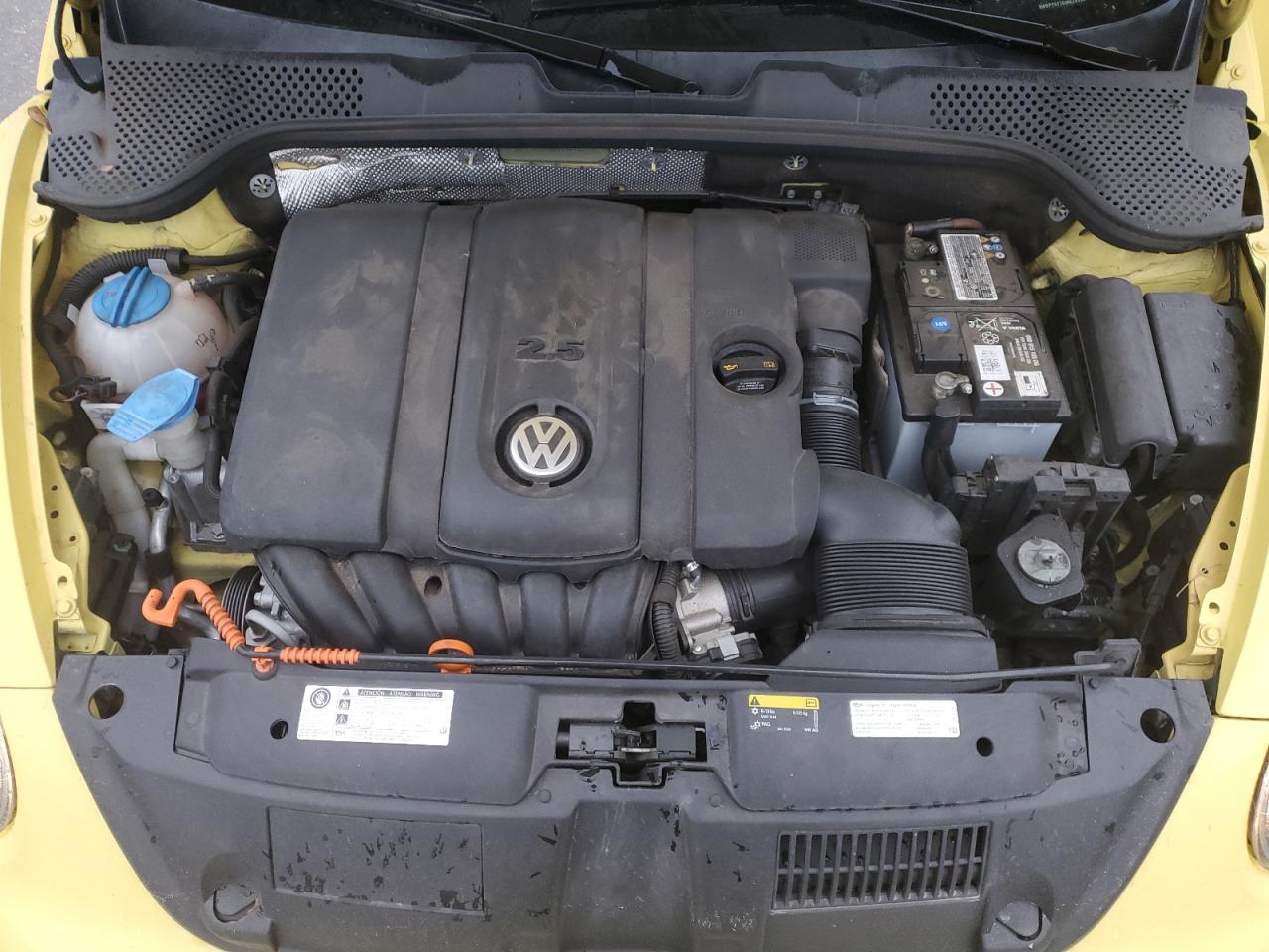 2022 VOLKSWAGEN BEETLE  VIN:3VW5P7AT7DM828338