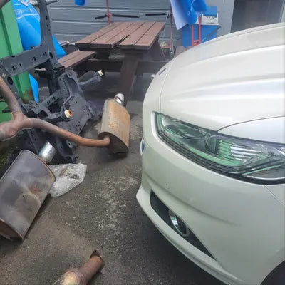 2015 Ford Mondeo VIN: