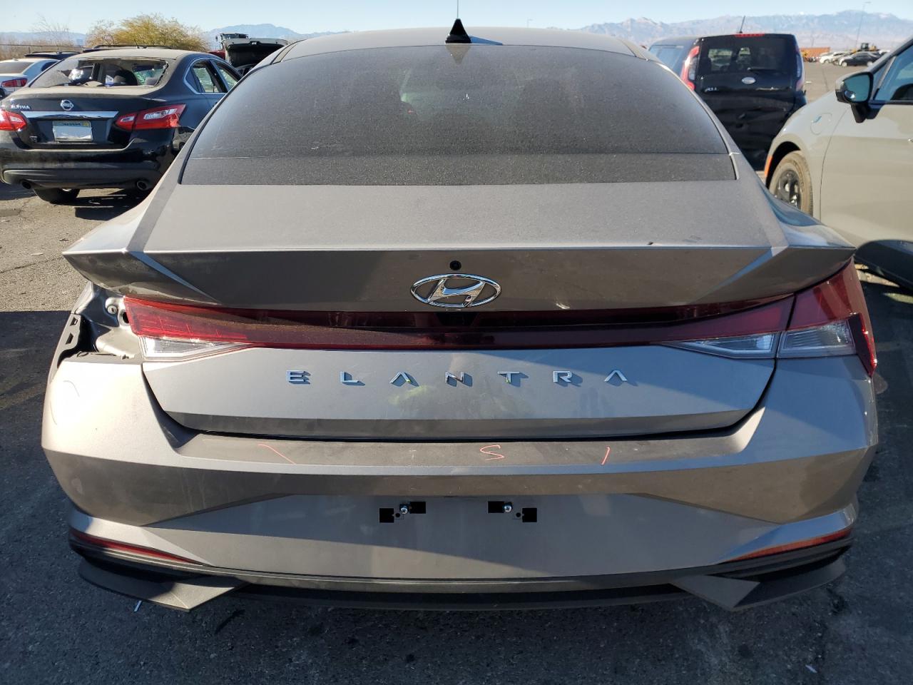 2023 HYUNDAI ELANTRA SEL VIN:KMHLS4AG5PU427246