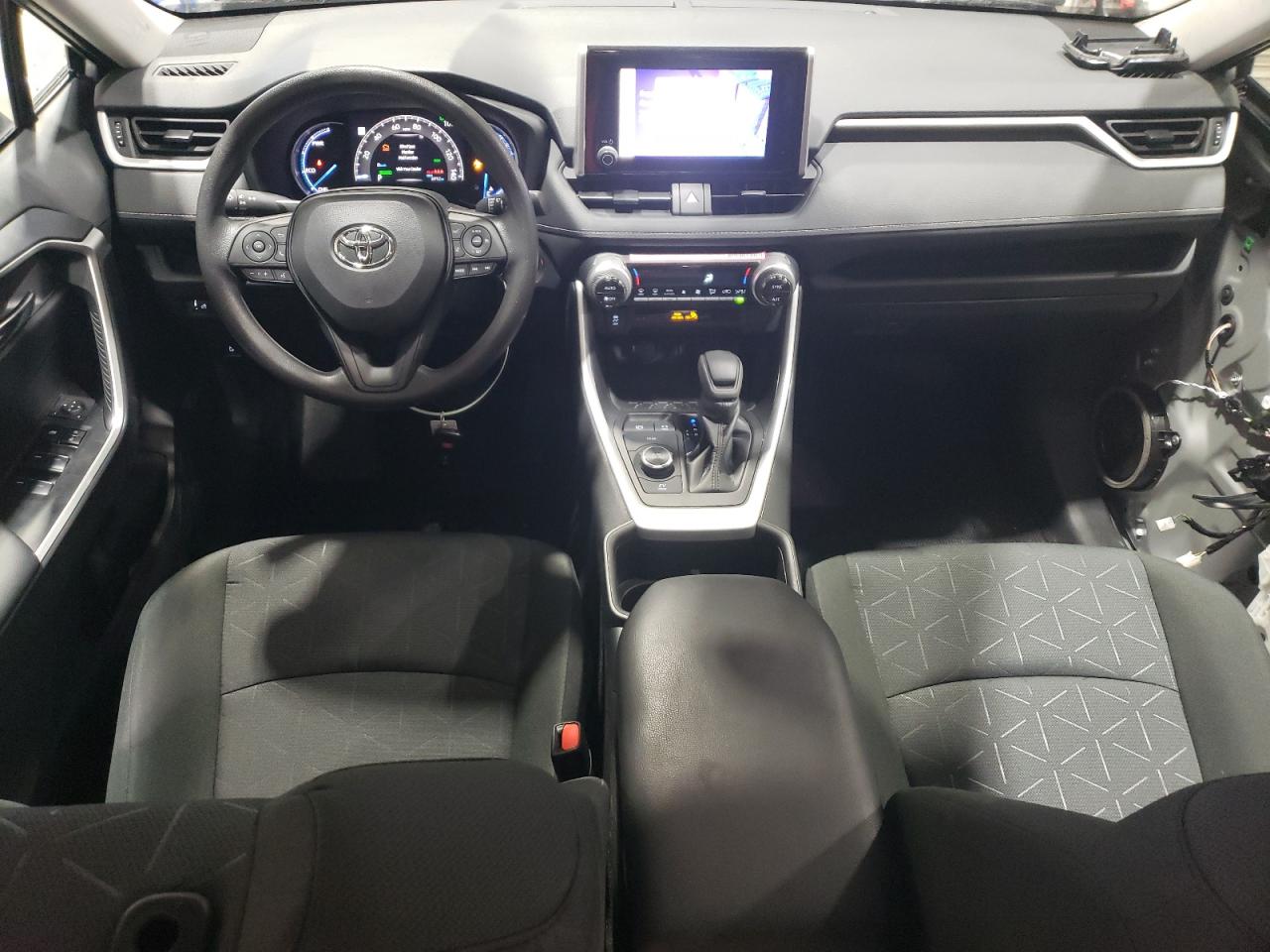 2024 TOYOTA RAV4 XLE VIN:2T3RWRFV2RW227535