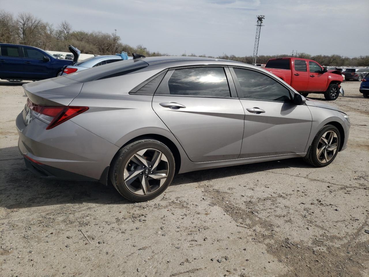2023 HYUNDAI ELANTRA SEL VIN:KMHLS4AG3PU558725
