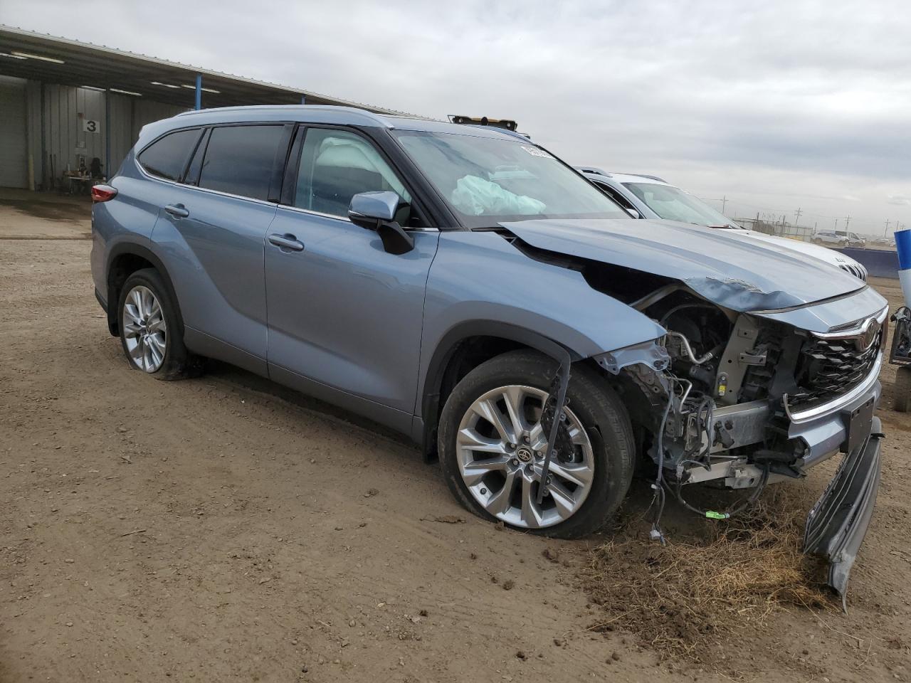 2022 TOYOTA HIGHLANDER LIMITED VIN:5TDDZRBH9NS223687