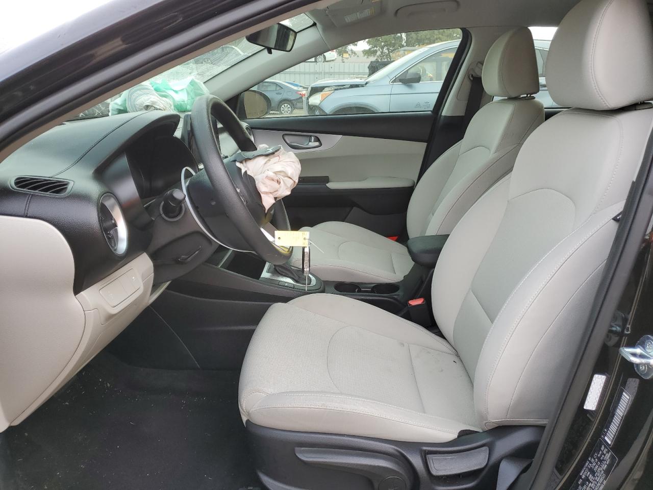 2022 KIA FORTE FE VIN:3KPF24AD2NE488525