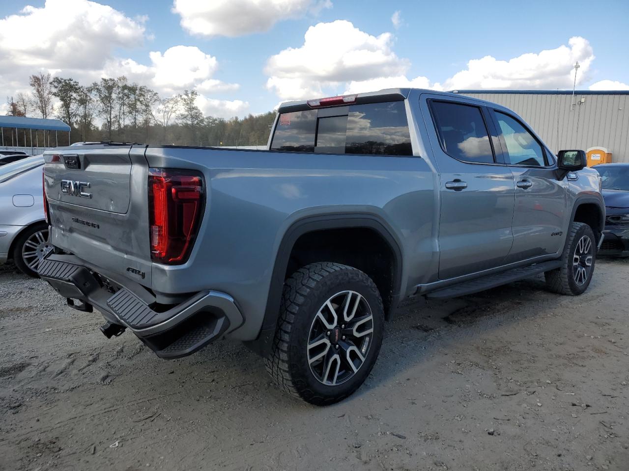 2023 GMC SIERRA K1500 AT4 VIN:1GTUUEE89PZ322904