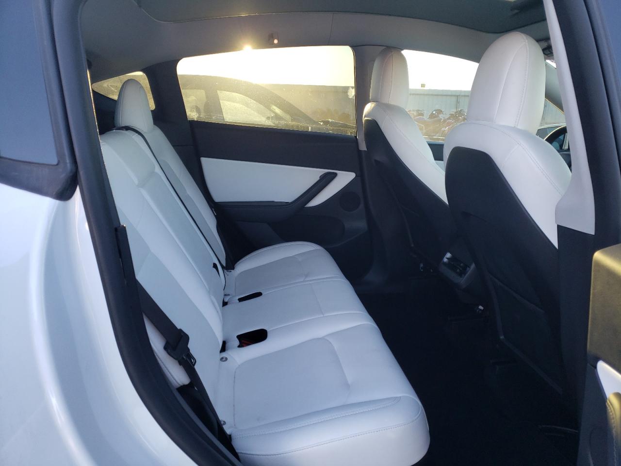 2022 TESLA MODEL Y  VIN:7SAYGDEFXNF461477