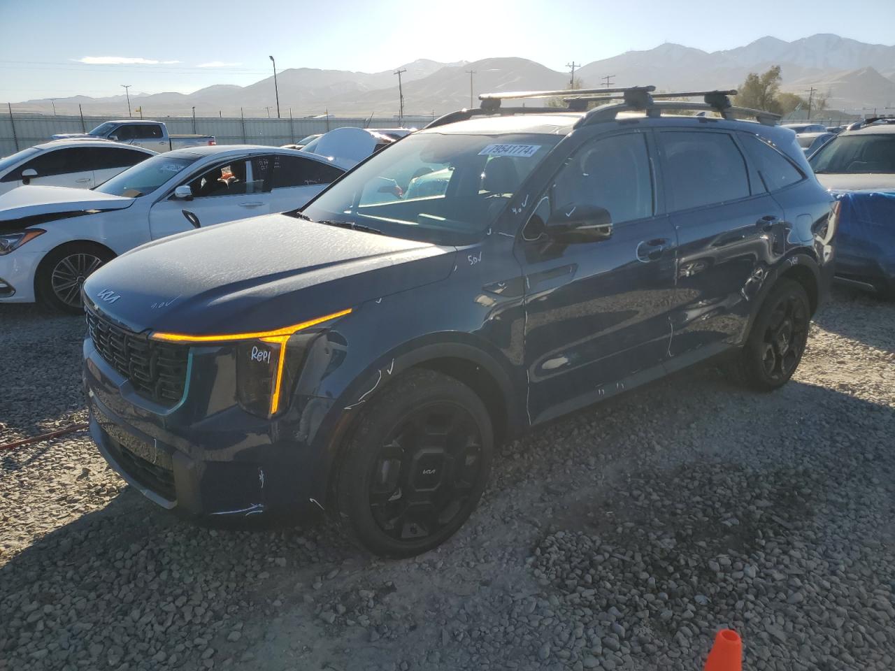 2024 KIA SORENTO EX VIN:5XYRHDJF8RG259790