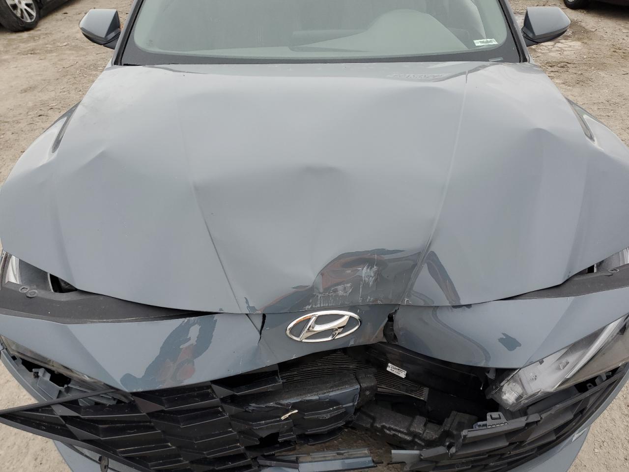 2022 HYUNDAI ELANTRA SEL VIN:KMHLM4AG1NU355677