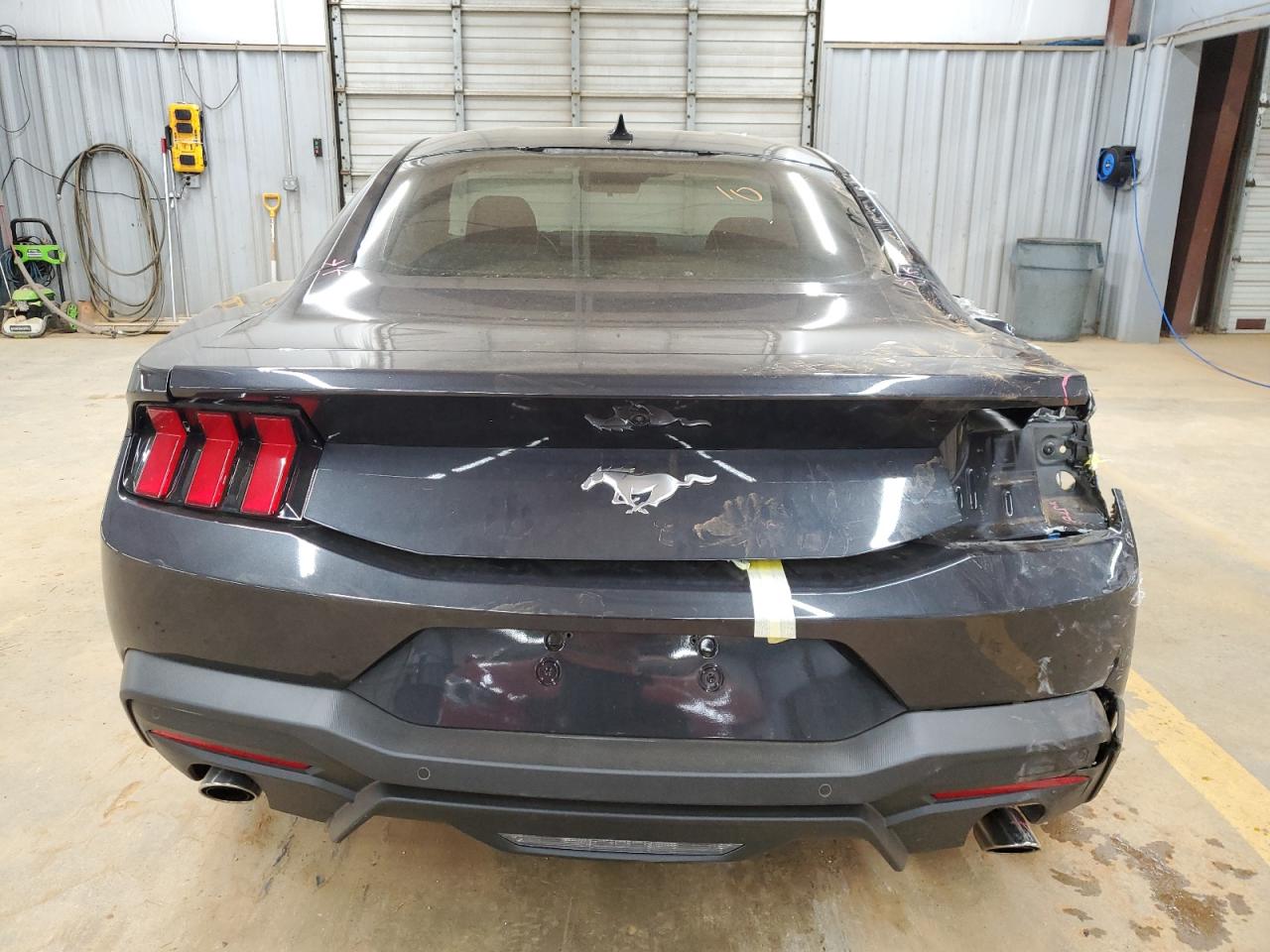 2024 FORD MUSTANG  VIN:4T1BK1EB8GU212551