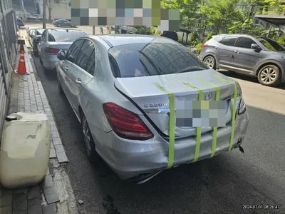 2015 Mercedes-Benz C 220 VIN: